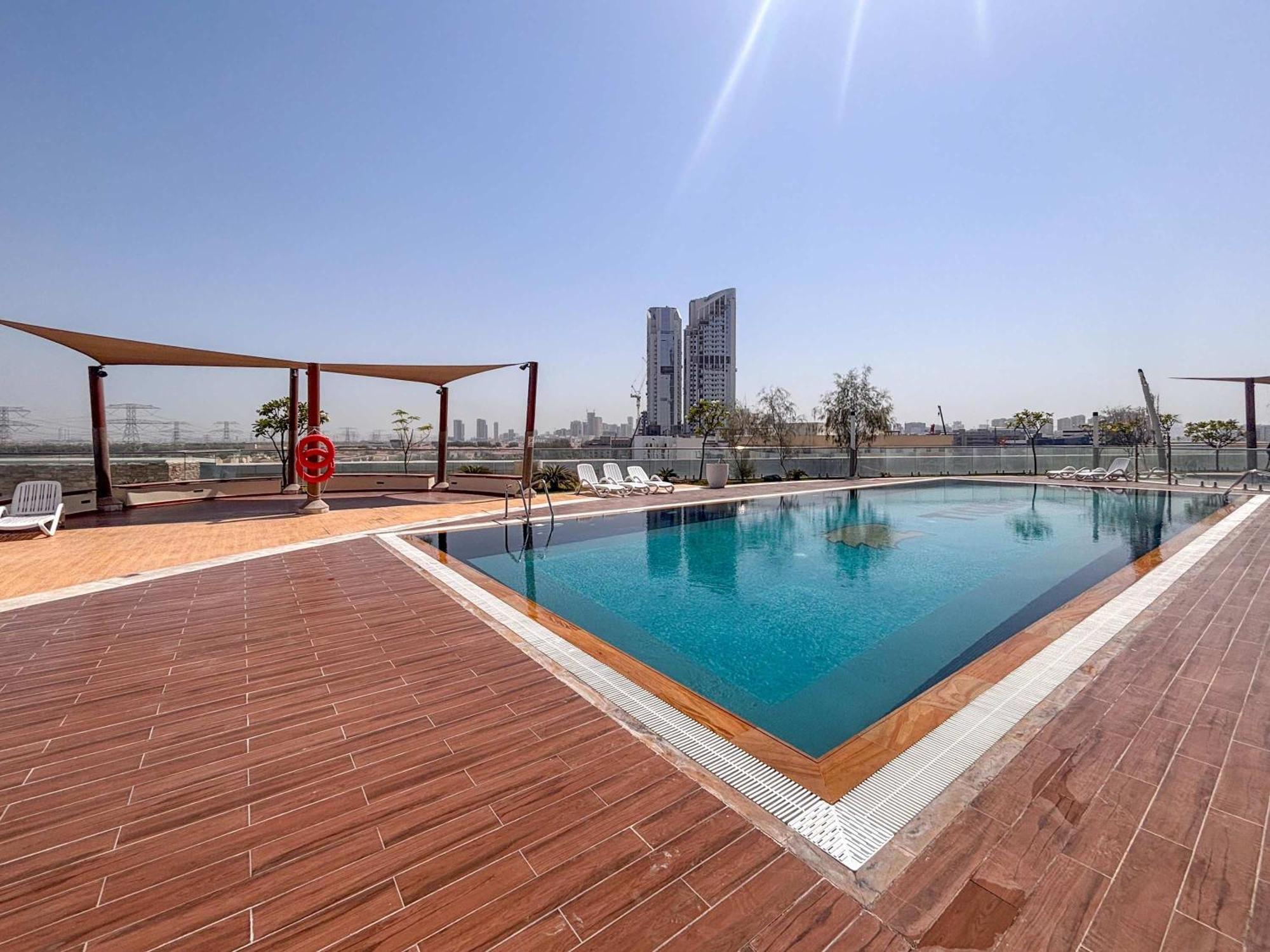 Frank Porter - Al Jawhara Tower