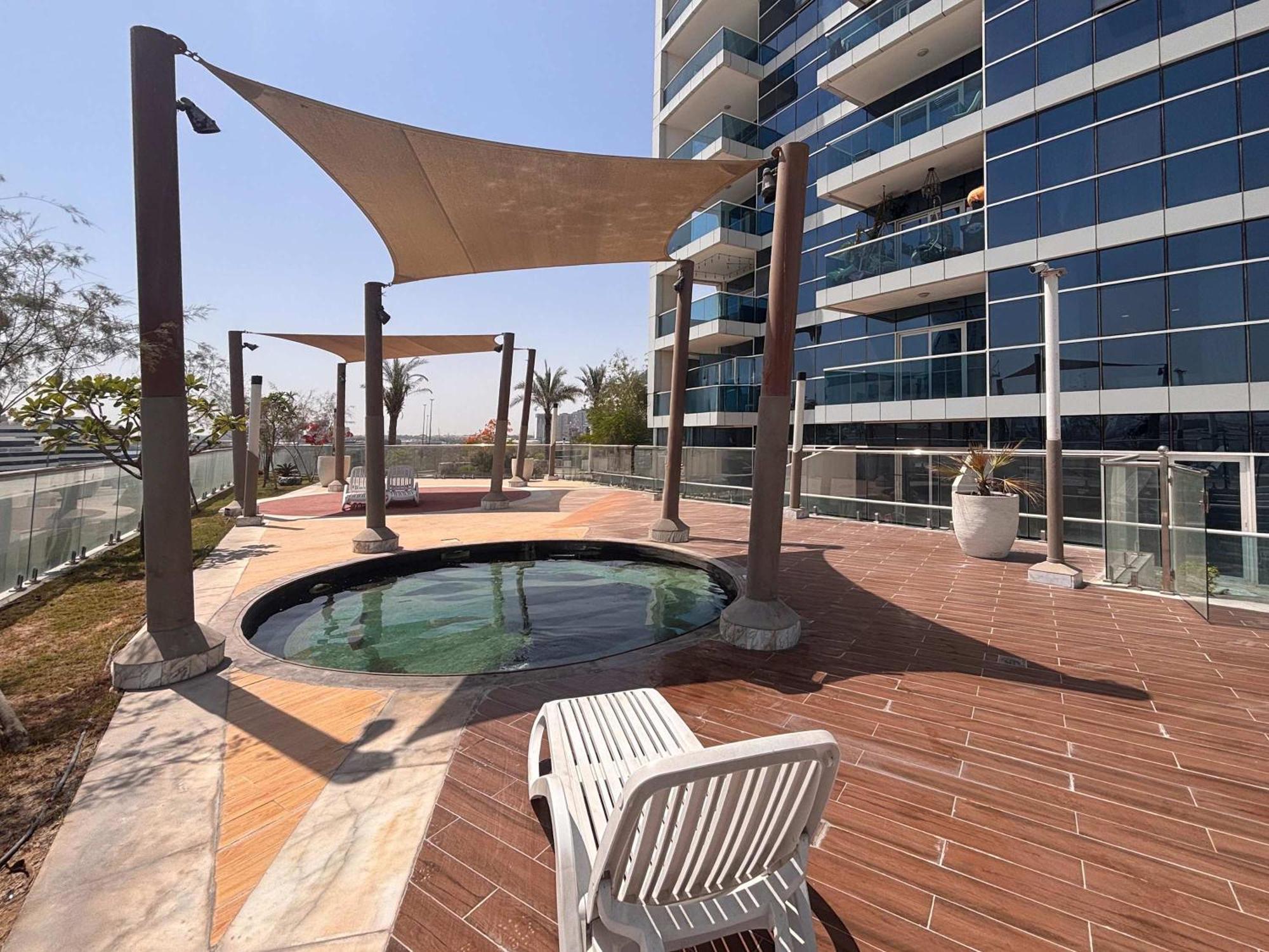 Frank Porter - Al Jawhara Tower *